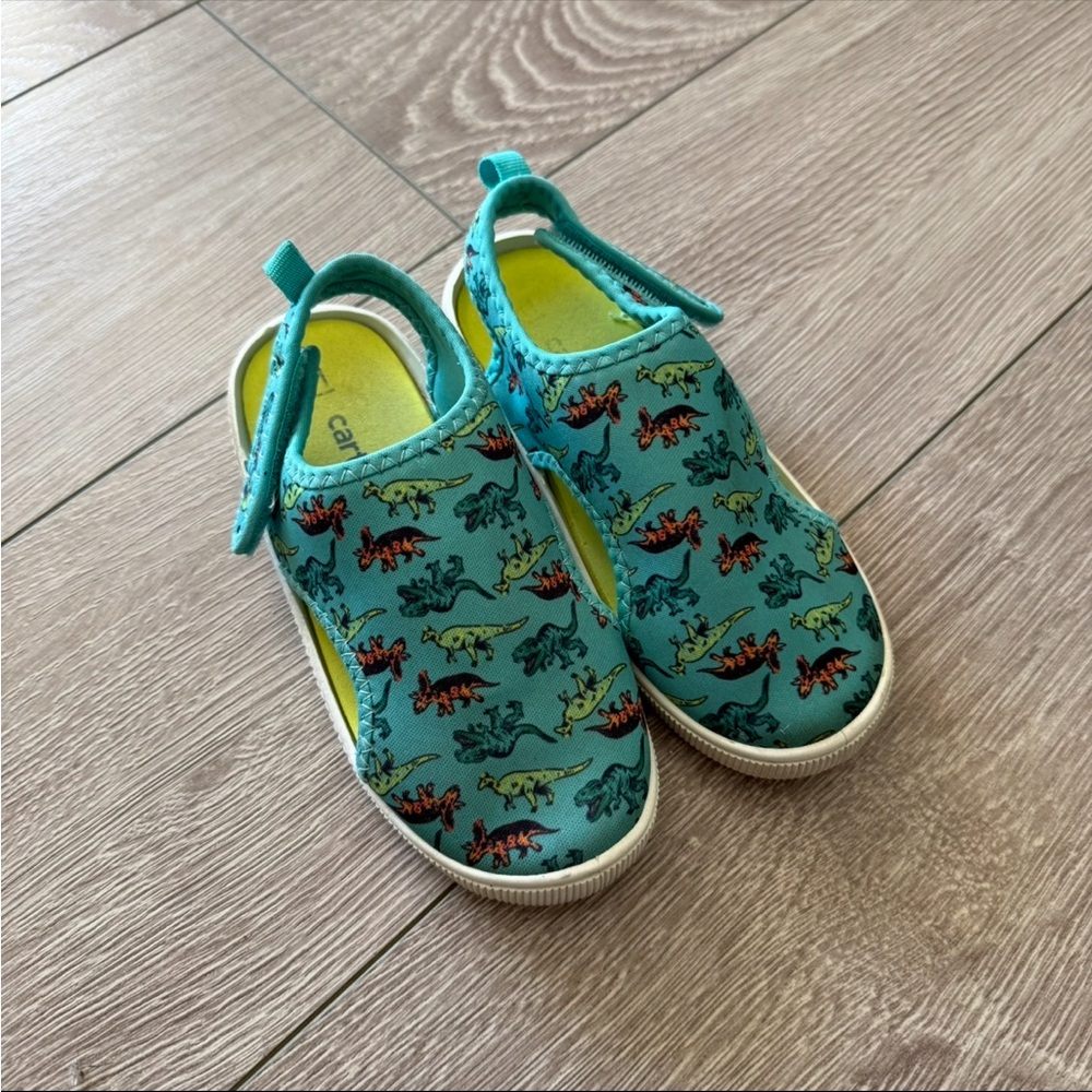 Carter’s Kids Boys Toddler Dinosaur Water Shoes. Size 11